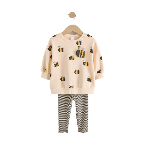 Iepērcies visās meitenēm