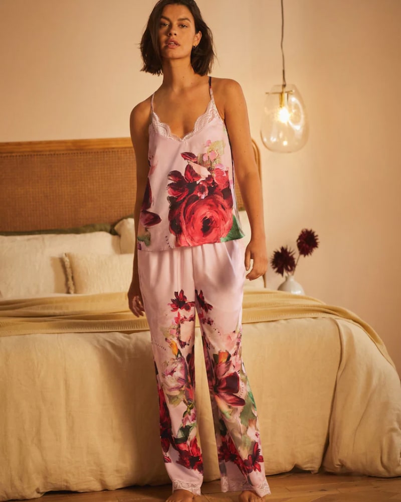 B By Ted Baker
