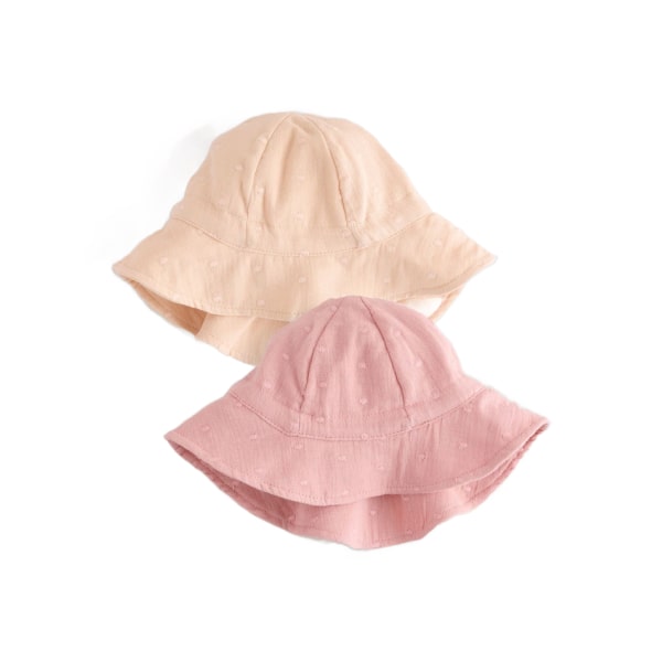 Hats & Scratch Mits